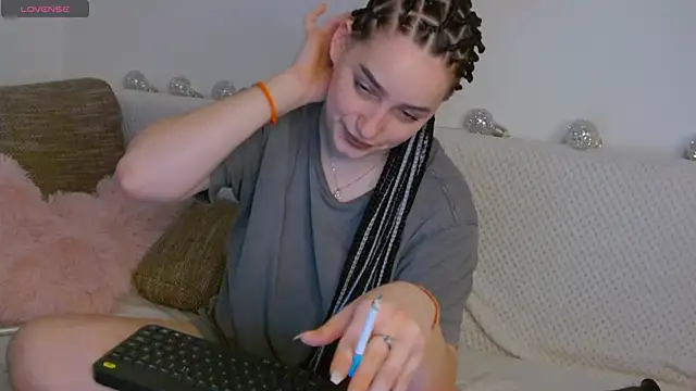 Leah_Brooks 即時 XXX 聊天