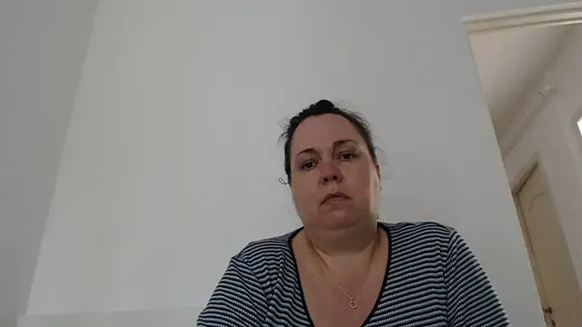 WendyRhoades élő XXX-chatje