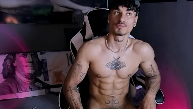 Thomas_Fit1's Live XXX Chat