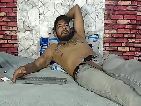 BladeFoxxx1's Live XXX Chat