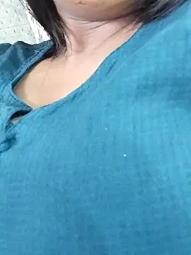 Laxmi_89's Live XXX Chat