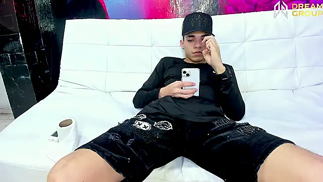 AmazingPartys élő XXX-chatje