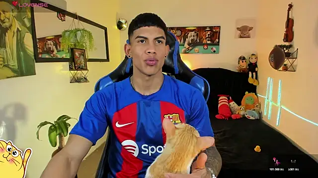 Damian_latinxxx Adlı Modelin Web Kamerası Şovu