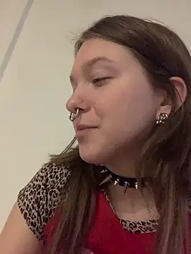 VesnaCrystal: онлайн-секс-чат