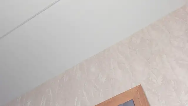 crystal_sm Adlı Modelin Canlı XXX Sohbeti