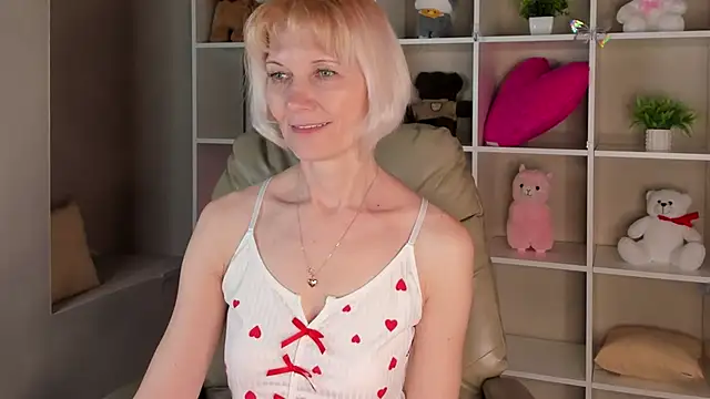 Julie_Lucas live XXX chat