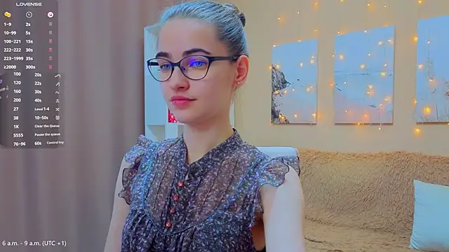 AstoriyaNightのライブXXXチャット