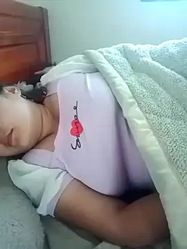 Beauty-girl- Live XXX-Chat