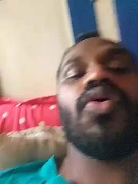 XXX chat uživo modela Tirunelvelipaiyan