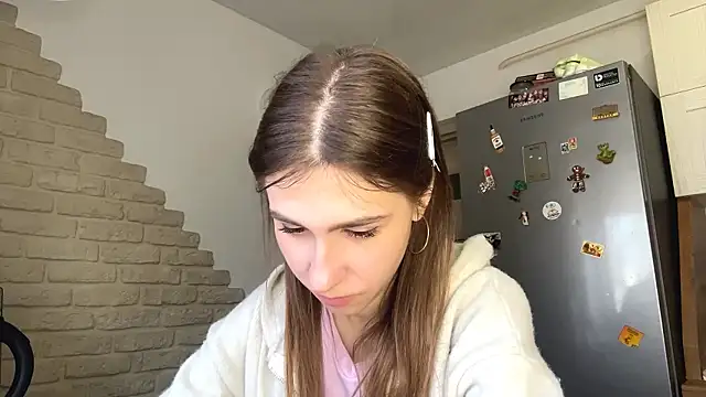 ElsieKuhlmann's Live XXX Chat