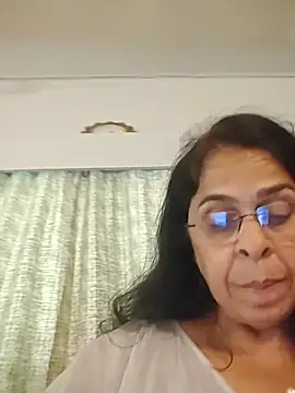 NakedMILFxn Live XXX chat