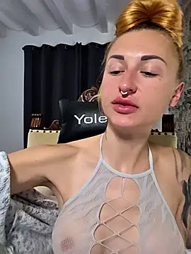 kylie_blck: απευθείας συνομιλία ΧΧΧ