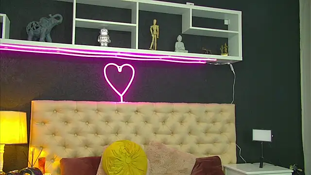 TaniaKaverina's Webcam Show