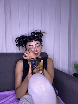 baby_akuma live XXX chat