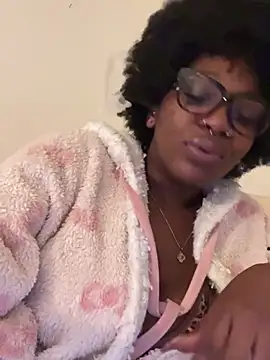 Czat XXX na żywo – mochamimi