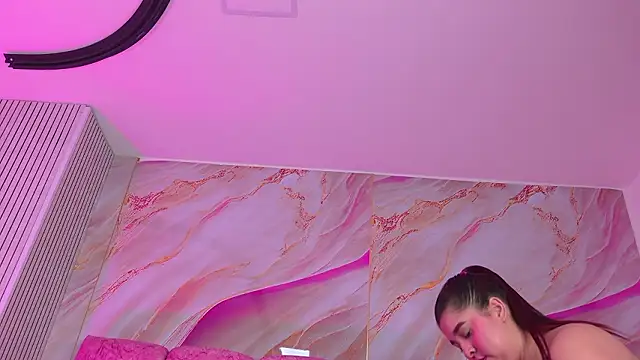 Chat XXX ao vivo de emmacurvy