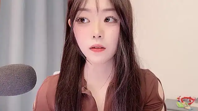 smalldaisyのライブXXXチャット