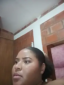 Valentina_belmont 即時 XXX 聊天