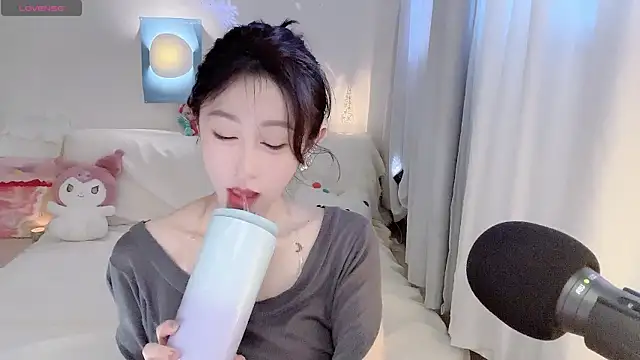 mistylana_ Live XXX-chat