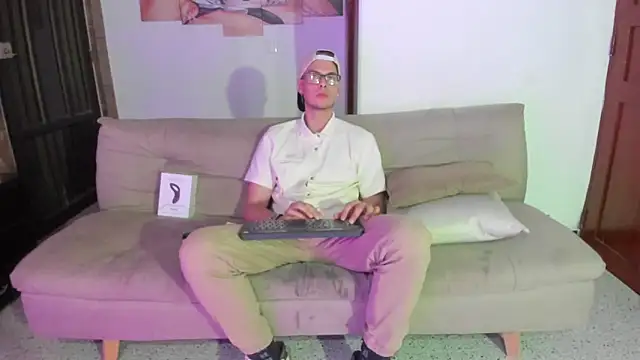 Vlad__night 网络视讯表演