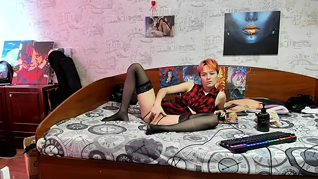 KagamiTayga Adlı Modelin Canlı XXX Sohbeti