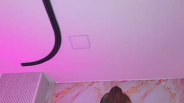 Chat +18 de emmacurvy ao vivo