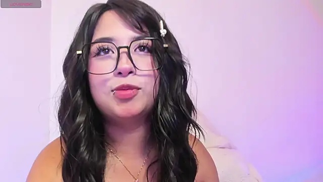 Lilith_salvatoree Chat XXX live