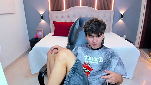 Chat +18 de Tommy18__ ao vivo