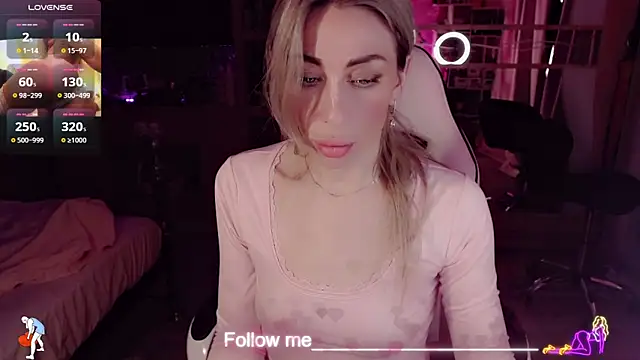 AnnieGOld_'s Live XXX Chat