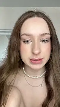 cuteeyesbabyのライブXXXチャット