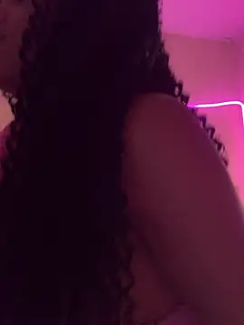 Cammgirlmii – Live XXX-chat