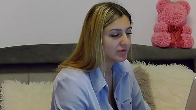 NicolePlay – Live XXX-chat