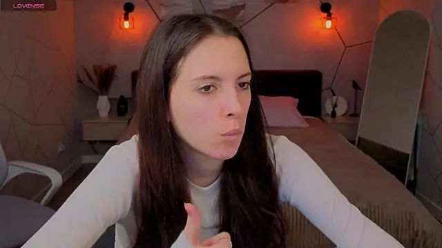 Chat +18 de elise_robbie ao vivo