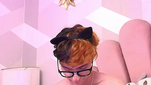 KylieMonnett 在線直播表演