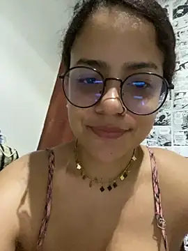 แชท XXX สดของ demonaughtyyy