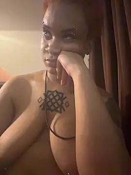 nickytheehawtie's Live XXX Chat