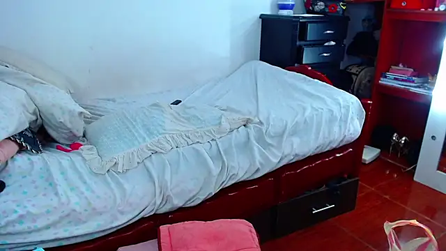 MariamGray1's Live XXX Chat