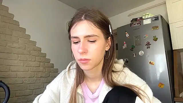 ElsieKuhlmann's Live XXX Chat