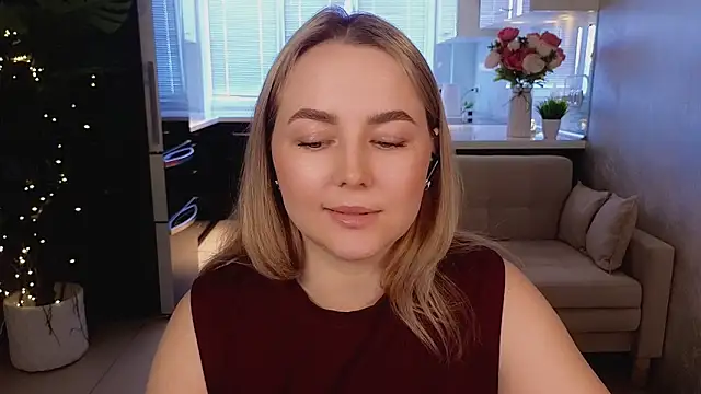 Mira_Mermayd's Live XXX Chat