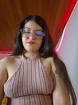 XXX chat uživo modela juli05star20