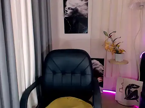 عرض كام All_Hail_Your_Majesty