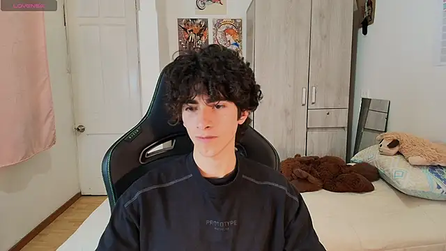 Nude_Boy18 网络视讯表演