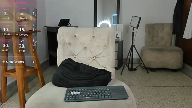 Victor_LatinBoy 在線直播表演