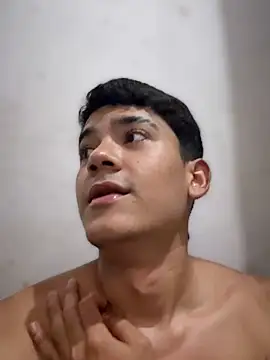 pabloflaquito23's Live XXX Chat