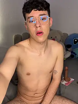 Chat XXX en directo de Tom_Parker_