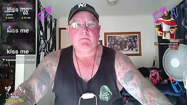 KINKYBLUEYES69 Pertunjukan Webcam