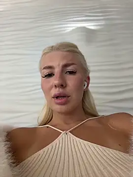 Chatroom XXX en direct de NewLale