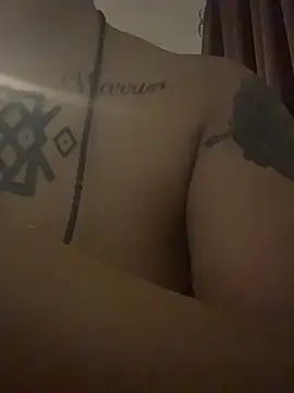 nickytheehawtie Chat XXX live