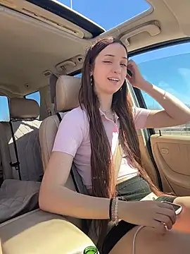 Chatroom XXX en direct de DollyTall