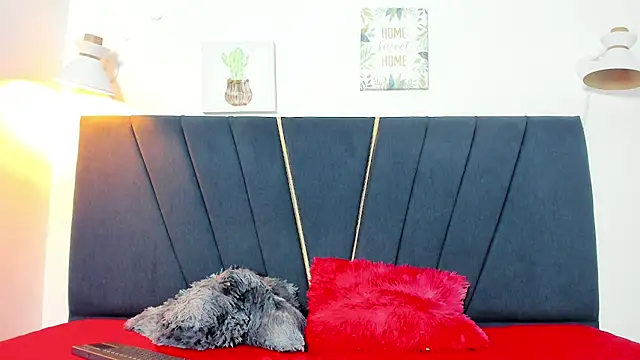 esteban_cum18's Webcam Show